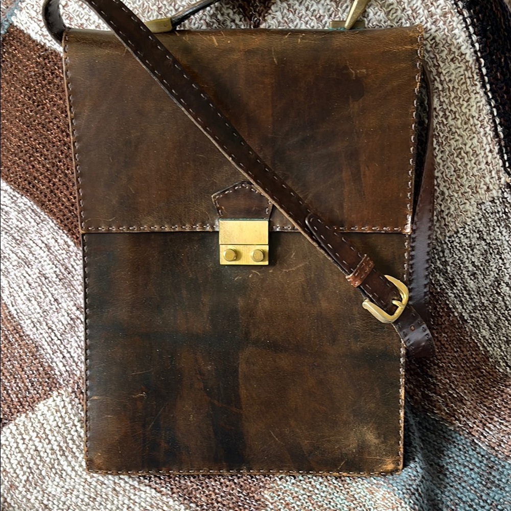 Roeckl Man Bag ! Brown Leather satchel Bag all hand sewed seams vintage